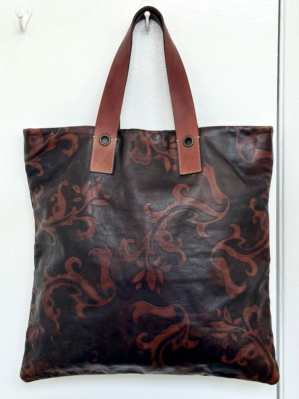Falor le Borse Hand Tooled Leather Tote Bag in Brown - Picture 15 of 15